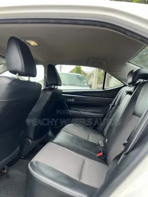 Toyota Corolla 2017 White