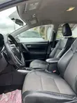 Toyota Corolla 2017 White - 2