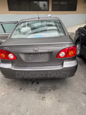 2004 Toyota Corolla LE Gray