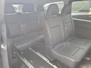 Mercedes-Benz Metris 2016 Black