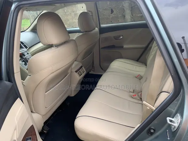 Toyota Venza V6 AWD 2011 Blue - 1