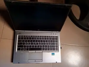 Laptop HP EliteBook 8470P - Intel Core i5, 4GB RAM, 500GB HDD