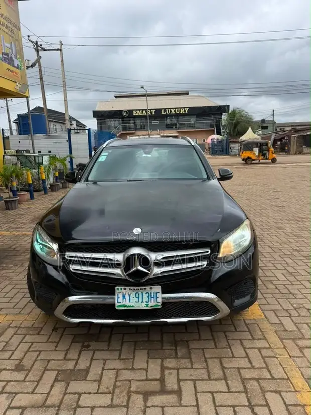 Mercedes-Benz GLC-Class 2016 Black - 1