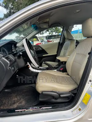 2013 Honda Accord LX Sedan - Silver