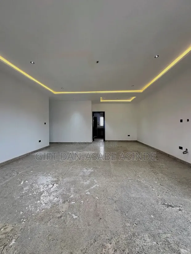Furnished 3-Bedroom Apartment with BQ in Dakibiyu for Sale - 1