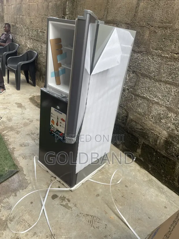 Skyrun 195L Double Door Refrigerator - Brand New - 1