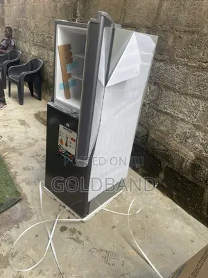 Skyrun 195L Double Door Refrigerator - Brand New