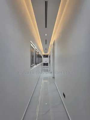 5 Bedroom Fully Detached Duplex a Siye a Osapa London