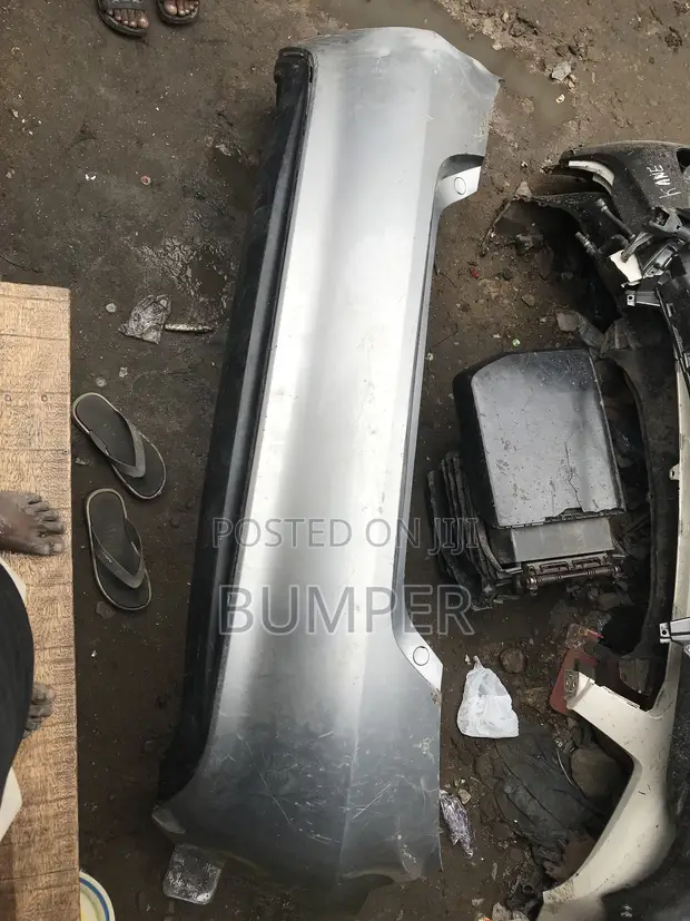 Toyota Camry Back Bumper (2015) - 1
