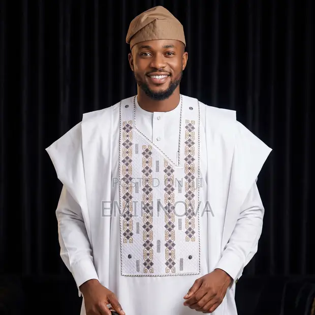 Babban Agbada - Kayan Gargajiya Na Maza - 1