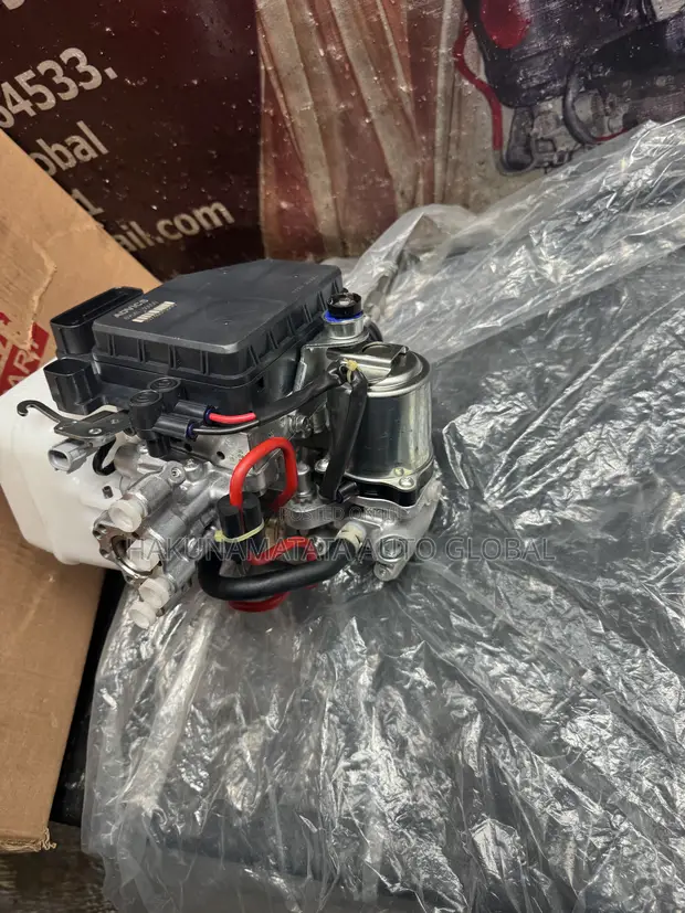 Brand New Lexus GX460 ABS Brake System Unit (2014-2017) - 1