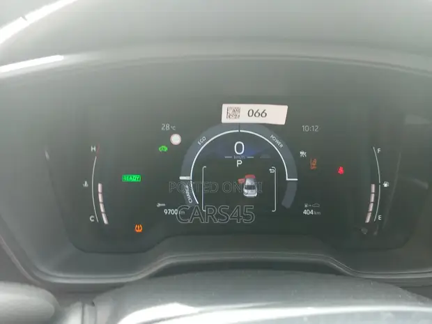 Toyota Corolla 2025 White Hybrid - 1