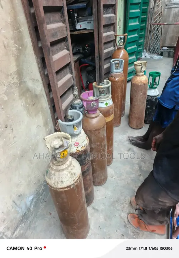 Oxygen Cylinder Bottle (Used) - 1