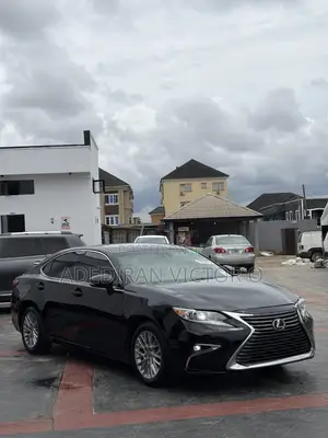 2017 Lexus ES 350 FWD Baki - Amfani da Ƙasashen Waje