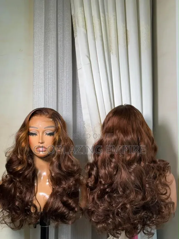 20" Naevi SDD Bounce Wig - 4x4 Closure, Birthmark Color - 1