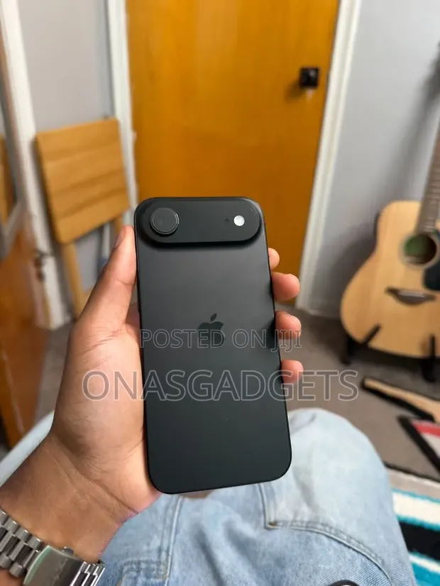 Apple iPhone 17 Air 256GB Baki (UK Amfani) - 1