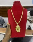 18 Karat Gold Twist Chain with Diamond Accent - 1