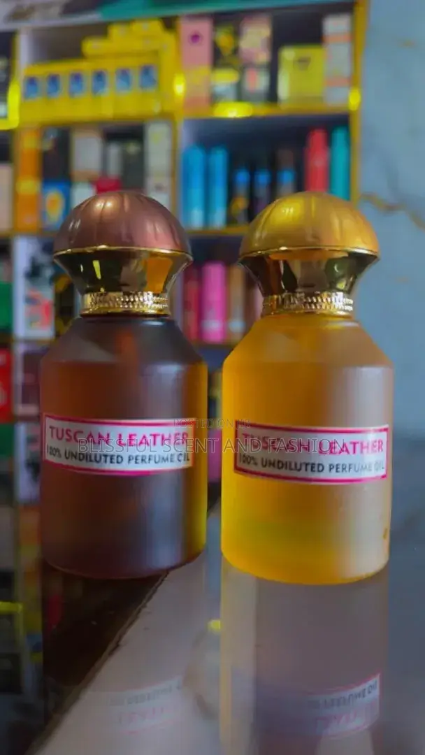 Fragrance World Perfume Oil - Woody Scent - 1