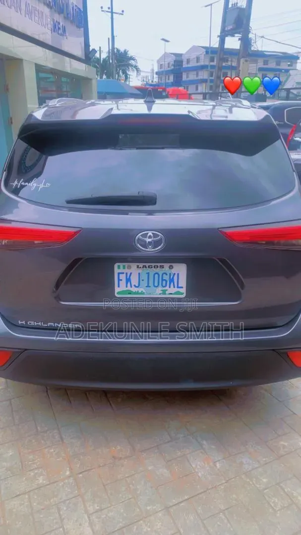 Toyota Highlander Rental - 1