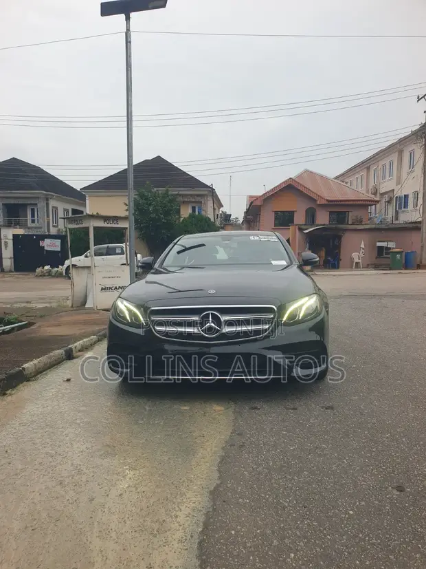 2018 Mercedes-Benz E400 4MATIC - 1