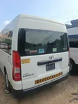 Toyota HiAce 2020 Commuter Deluxe - 4