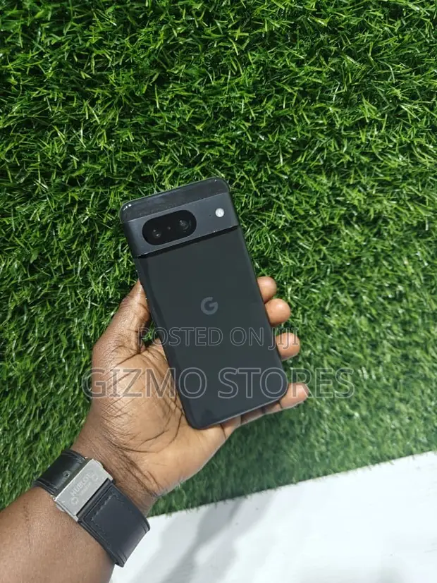 Google Pixel 8 128GB Black - 1