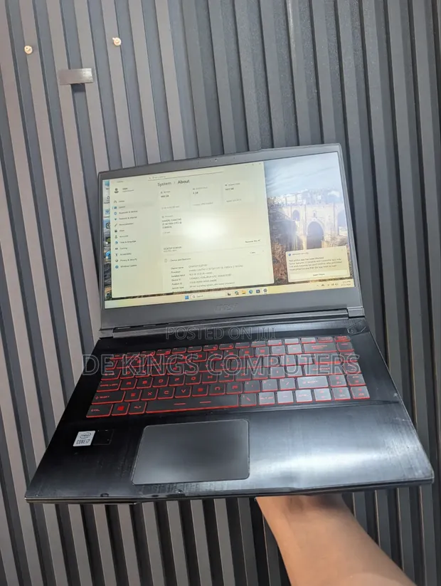 MSI GF65 Thin 10UE Laptop: Intel Core i7, 16GB RAM, RTX 3060 - 1