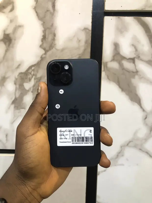 Apple iPhone 15 128GB Black (UK Used) - 1