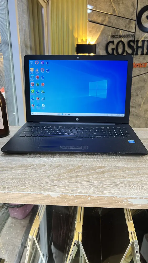 HP 15s Laptop: Intel Core i3, 8GB RAM, 320GB HDD - 1