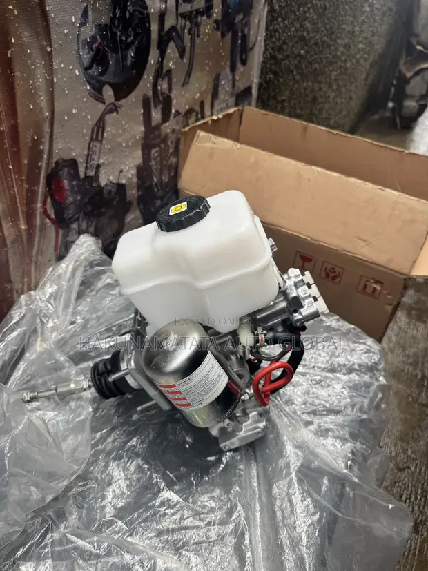 Sabon Toyota 4Runner ABS Module Pump (2014-2017) - 1