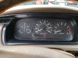 2001 Toyota Camry LE 2.2L Sedan - Red