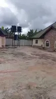 Bungalow mai dakuna 5 don siyarwa a Benin City - 4