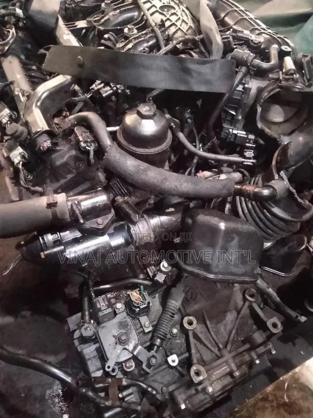 Hyundai Santa Fe V6 Engine - 1