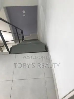 3 Bedroom Townhouse Duplex for Rent in Agungi