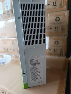 Neutron Solar PRO3500-24V Inverter Charger