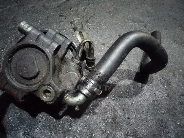 Ford Edge Power Steering Pump (Used) - 1