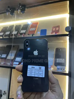 Apple iPhone XS Max 64GB Baki