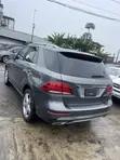 Mercedes-Benz GLE 350 2017 Grey - 2
