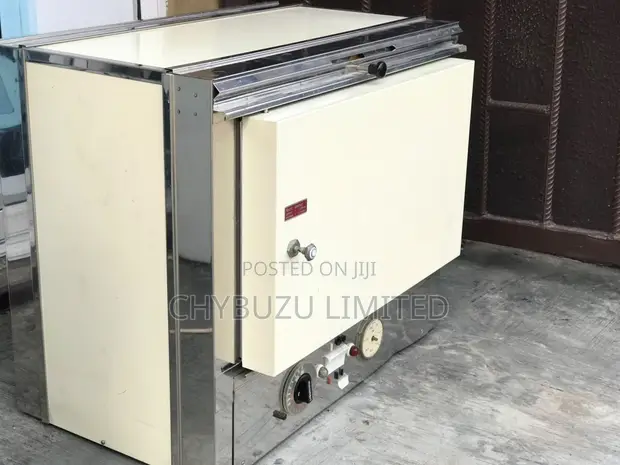 Memmert Hot Air Oven / Laboratory Sterilizer Mai Amfani Daga Ƙasashen Waje - 1