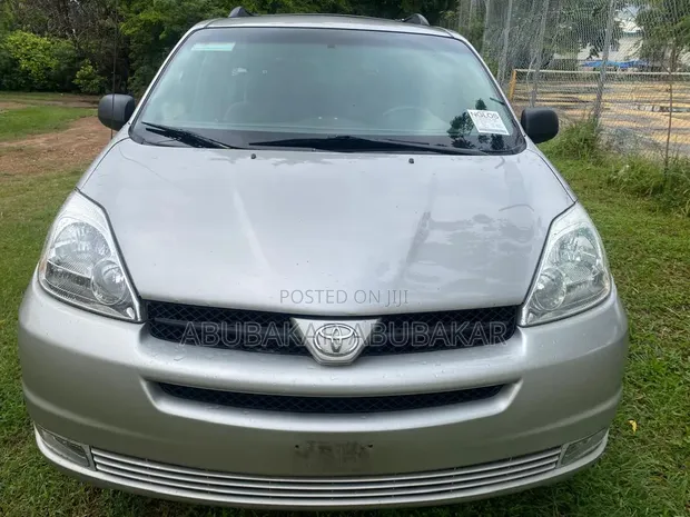 Toyota Sienna 2006 Silver - Distress Foreign Used - 1