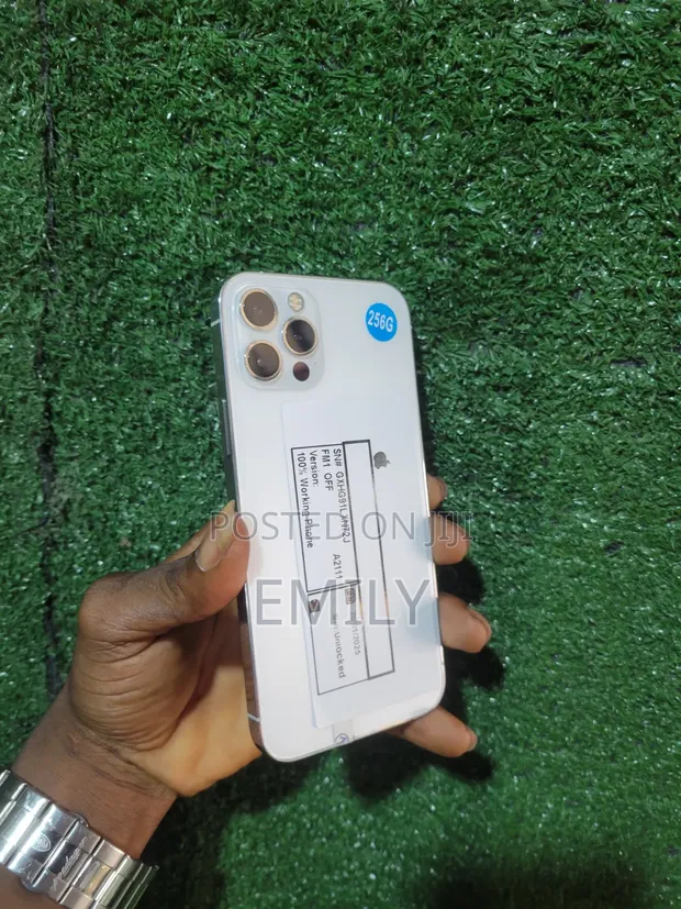 Apple iPhone 12 Pro 256GB White - 1