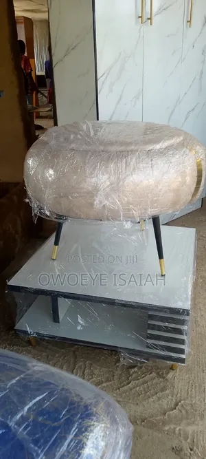Home Interiors Da'irar Tsakiya Table
