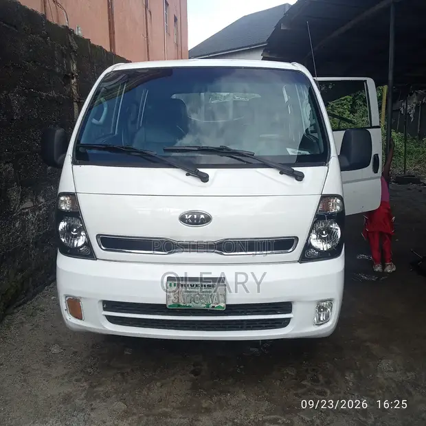 Kia K2700 Pickup Truck - 1
