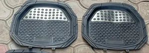 Toyota RAV4 2007/2008 Mats na Kafa - Cikakken Set