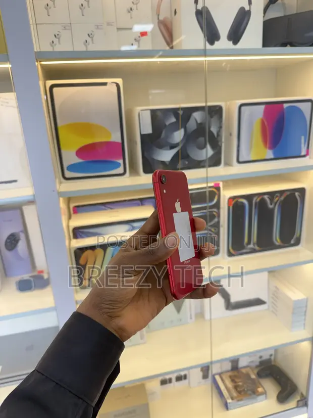 Apple iPhone XR 64GB Red - 1
