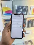 Apple iPhone XR 64GB Red - 4