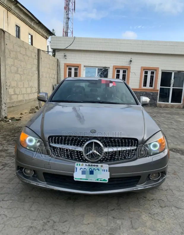 Mercedes-Benz C300 2009 Silver - 1