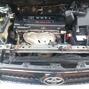 2014 Toyota Camry SE Sedan (Foreign Used)