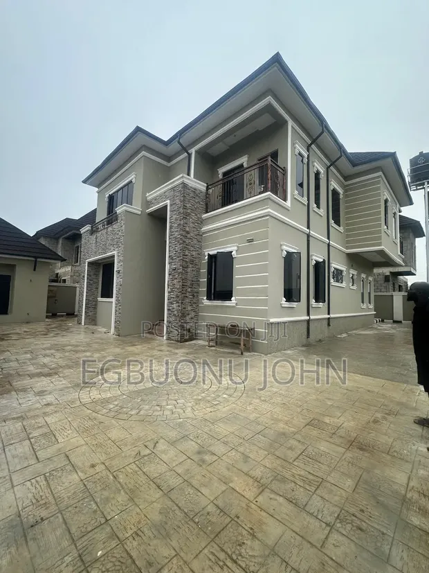 Furnished 4-Bedroom Detached Duplex a Niu Estate, Dei-Dei - 1
