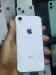 Apple iPhone XR 64GB White - 3